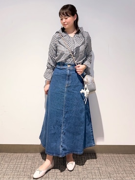 「アイテム（チャーム）」を使った、みーさん（レディース・162cm）の春コーディネート