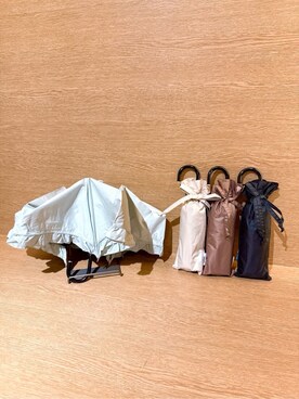 「アイテム（折りたたみ傘、グリーン系）」を使った、みーさん（レディース・162cm）の春コーディネート