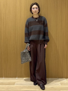 「アイテム（ハンドバッグ、シルバー系）」を使った、たけねぇさん（レディース・163cm）の秋コーディネート
