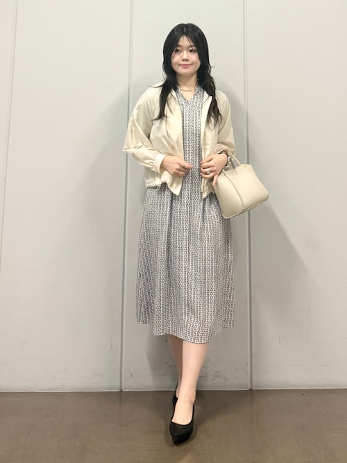 美品✨セオリー CRUSHED SATIN ブルゾン お家洗い可 ネイビー S 洗える／プラケット刺繍入り／羽織に使える】シアーブルゾン