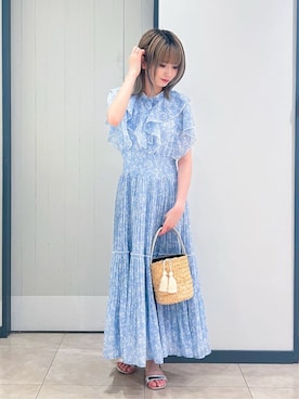 「grove（グローブ）の夏の主役シフォンプリントプリーツワンピース（ワンピース、ブルー系）」を使った、yukinoさん（レディース・156cm）の夏コーディネート