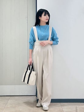 「アイテム（サロペット/オーバーオール、ベージュ系）」を使った、yukinoさん（レディース・155cm）の冬コーディネート