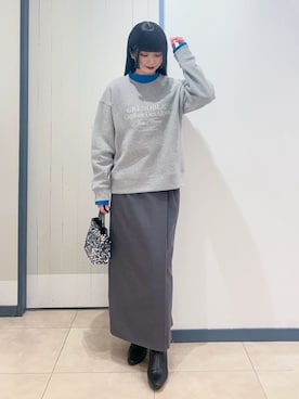 「grove（グローブ）のプレッピーロゴ裏起毛スウェット（スウェット、グレー系）」を使った、yukinoさん（レディース・156cm）の冬コーディネート