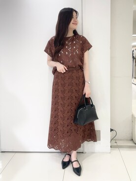 「UNTITLED（アンタイトル）の【セットアップ可/品のある透け感】リーフレースブラウス（シャツ/ブラウス、ブラウン系）」を使った、moeさん（レディース・158cm）の夏コーディネート