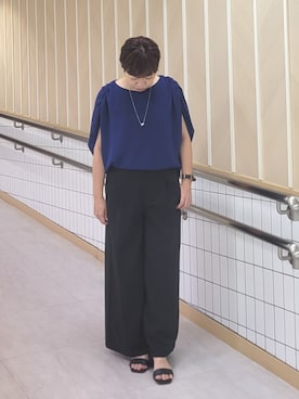 「COUP DE CHANCE（クードシャンス）の【日本製/インナー付き】ギャザースリーブプルオーバー（Tシャツ/カットソー、ブルー系）」を使った、tomoさん（レディース・153cm）の夏コーディネート