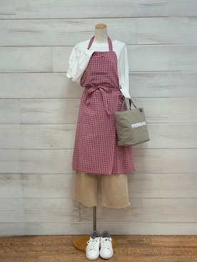 「アイテム（エプロン）」を使った、idkさん（レディース・158cm）の春コーディネート
