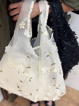 「アイテム（エコバッグ/サブバッグ、グレー系）」を使った、idkさん（レディース・158cm）の春コーディネート