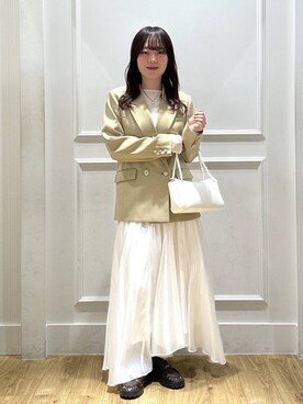 「A part by（アパートバイ）のイレヘムフレアスカート（スカート、ホワイト系）」を使った、tutuememさん（レディース）の春コーディネート
