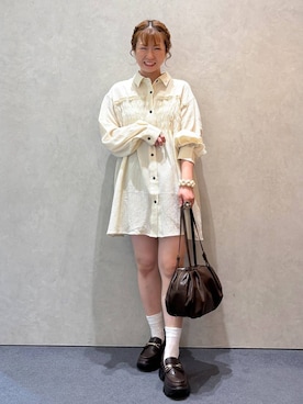 「LOWRYS FARM（ローリーズファーム）のアイテム（ワンピース）」を使った、ふうかちさん（レディース・156cm）の秋コーディネート