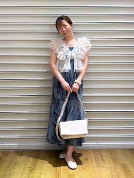 「LOWRYS FARM（ローリーズファーム）の【500mlペットボトル収納可】フラップショルダーＢＡＧ 1046881（ショルダーバッグ、ホワイト系）」を使った、ふうかちさん（レディース・156cm）の秋コーディネート