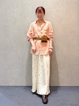 「LOWRYS FARM（ローリーズファーム）のストレッチサテンスカート　 290120（スカート、ホワイト系）」を使った、ふうかちさん（レディース・156cm）の秋コーディネート