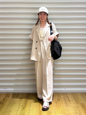 「LOWRYS FARM（ローリーズファーム）のマルチポケットショルダーＢＡＧ 1000269（ショルダーバッグ、ブラック系）」を使った、ふうかちさん（レディース・156cm）の夏コーディネート