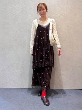 「LOWRYS FARM（ローリーズファーム）の【500mlペットボトル収納可】フラップショルダーＢＡＧ 1046881（ショルダーバッグ、ホワイト系）」を使った、ふうかちさん（レディース・156cm）の秋コーディネート