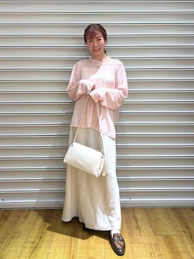 「LOWRYS FARM（ローリーズファーム）のストレッチサテンスカート　 290120（スカート、ホワイト系）」を使った、ふうかちさん（レディース・156cm）の春コーディネート