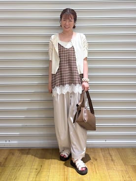 「LOWRYS FARM（ローリーズファーム）のスタイルＵＰクロスカップキャミ　100757（Tシャツ/カットソー、ホワイト系）」を使った、ふうかちさん（レディース・156cm）の夏コーディネート