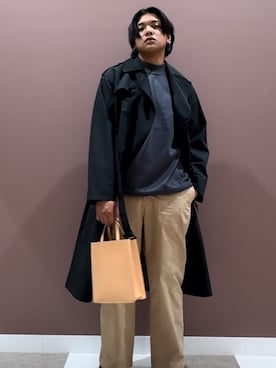 「アイテム（テーラードジャケット）」を使った、Maddawin Ghieroさん（メンズ・182cm）の秋コーディネート