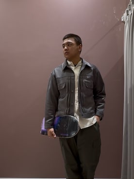 Maddawin Ghieroさんのコーディネート