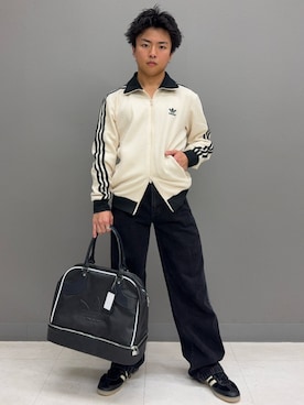 「ワッフル」｜「アイテム（スニーカー）」を使った、HYさん（メンズ・170cm）の冬コーディネート