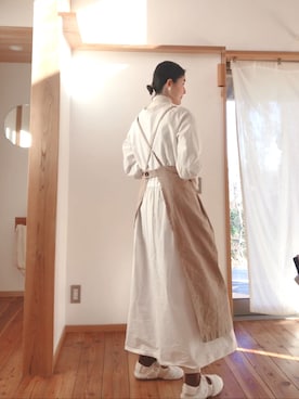 「SVEC（シュベック）のアイテム（シューズ）」を使った、RYOKO  Yuhasaさん（レディース・172cm）の冬コーディネート