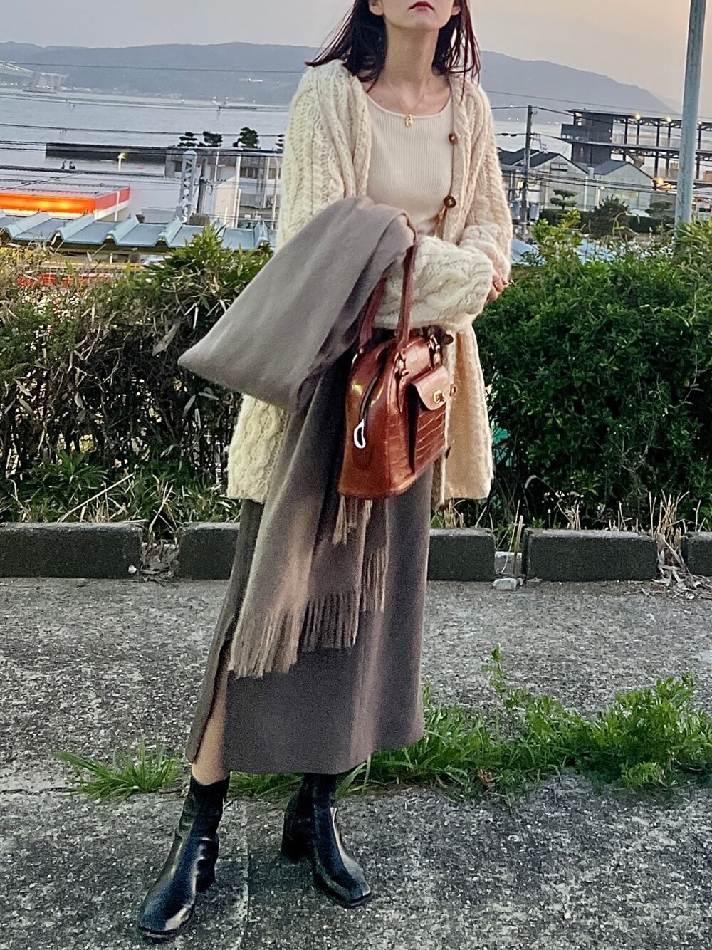 海外限定スパイク販売 HERMESのスカートを使ったレディース人気ファッション スカート