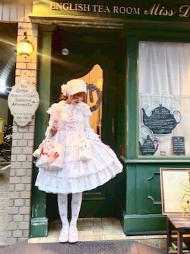 「アイテム（ジャンパースカート）」を使った、miton さん（レディース・152cm）の秋コーディネート