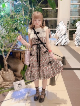 「アイテム（ジャンパースカート）」を使った、miton さん（レディース・152cm）の夏コーディネート