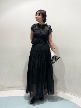 「KBF（ケイビーエフ）のコンパクトレースブラウス（シャツ/ブラウス、ブラック系）」を使った、kuroさん（レディース・165cm）の夏コーディネート