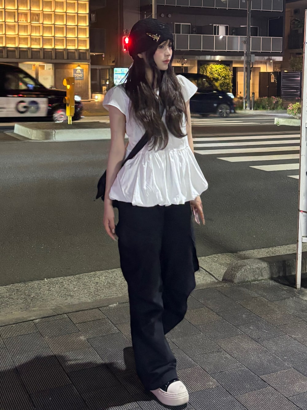 「パンツコーデ、ラフコーデ、おしゃれさんと繋がりたい、プチプラコーデ」｜「anyonemoreのアイテム（トップス、ホワイト系）」を使った、深結(みゆ)さん（骨格ストレート・レディース・159cm）の春コーディネートの1枚目の写真