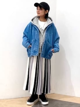 COMME CA ISM STAFFさんのコーディネート