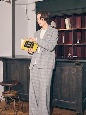 「COMME CA ISM（コムサイズム）のアイテム（パンツ）」を使った、COMME CA ISM STAFFさん（レディース・166cm）の春コーディネート