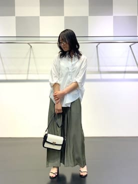 「COMME CA ISM（コムサイズム）のアイテム」を使った、COMME CA ISM STAFFさん（レディース・165cm）の夏コーディネート