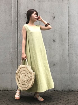 「ONIGIRI（オニギリ）のアイテム（サンダル）」を使った、COMME CA ISM STAFFさん（レディース・151cm）の夏コーディネート