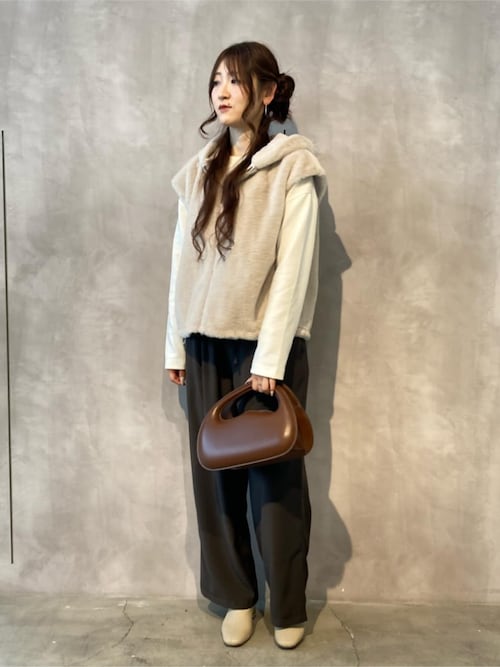 セール】ラビット調 ファーフーデッドジレ（ベスト）｜COMME CA ISM