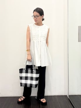 「COMME CA MODELS（コムサモデルズ）のアイテム」を使った、COMME CA ISM STAFFさん（レディース・157cm）の夏コーディネート