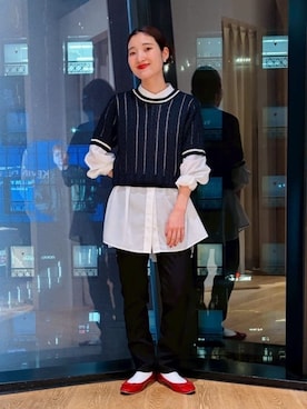 「COMME CA ISM（コムサイズム）のポリエステルスパンブロード タックロングシャツ（シャツ/ブラウス、ホワイト系）」を使った、COMME CA ISM STAFFさん（レディース・156cm）の春コーディネート