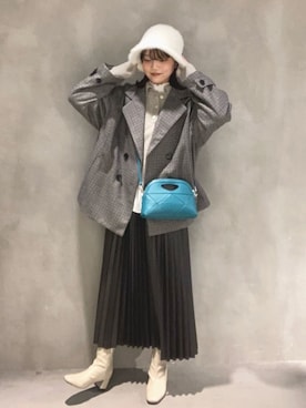 「アイテム（ピーコート）」を使った、COMME CA ISM STAFFさん（レディース・163cm）の秋コーディネート