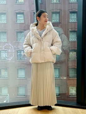 「アイテム（スカート、ベージュ系）」を使った、COMME CA ISM STAFFさん（レディース・151cm）の冬コーディネート