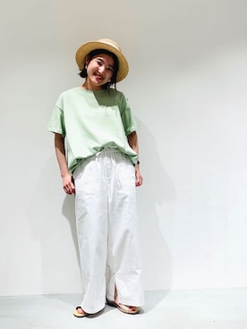 「ONIGIRI（オニギリ）のアイテム（サンダル）」を使った、COMME CA ISM STAFFさん（レディース・151cm）の夏コーディネート