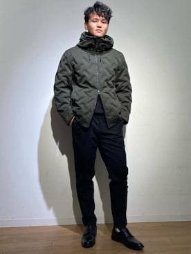 「アイテム（ダウンジャケット/コート）」を使った、COMME CA ISM STAFFさん（メンズ・180cm）の冬コーディネート