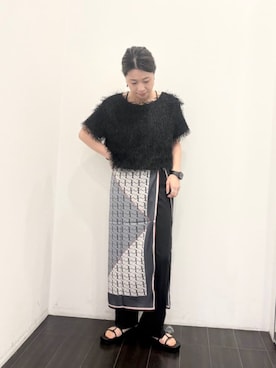 「アイテム（ストール/ショール）」を使った、COMME CA ISM STAFFさん（レディース・157cm）の夏コーディネート