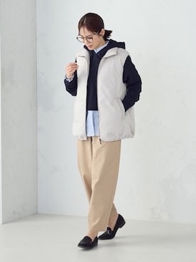 「アイテム（ダウンベスト）」を使った、COMME CA ISM STAFFさん（レディース・167cm）の秋コーディネート