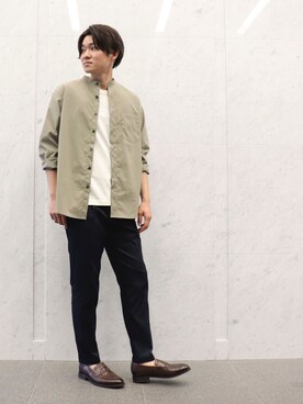 「COMME　CA COMMUNE（コムサコミューン）のアイテム（シューズ）」を使った、COMME CA ISM STAFFさん（メンズ・175cm）の秋コーディネート