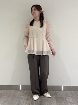 「NATURAL BEAUTY BASIC（ナチュラルビューティーベーシック）のアイテム（その他パンツ）」を使った、mikiさん（レディース・151cm）の秋コーディネート