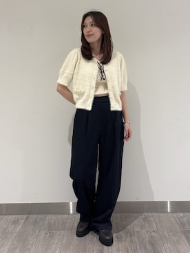 「NATURAL BEAUTY BASIC（ナチュラルビューティーベーシック）のアイテム（その他パンツ）」を使った、mikiさん（レディース・151cm）の秋コーディネート