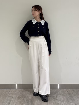 「NATURAL BEAUTY BASIC（ナチュラルビューティーベーシック）のアイテム（その他パンツ）」を使った、mikiさん（レディース・151cm）の秋コーディネート