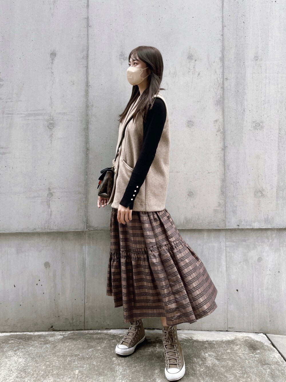 「大人コーデ、冬コーデ、コンバース、高身長女子、FRAY I.D、ZARA、LouisVuitton、私の推しブランド、いいね返し、チョコ色に染まれ」｜「FRAY I.Dのアイテム（スカート、ブラウン系）」を使った、kikoさん（レディース・170cm）の冬コーディネートの1枚目の写真