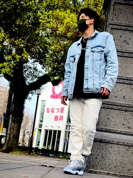 デニムジャケットを使った 白パンツ のメンズ人気ファッションコーディネート Wear