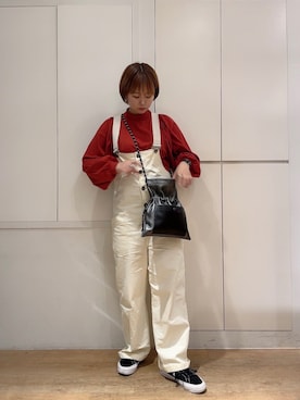 「AVIREX（アヴィレックス）のアイテム（サロペット/オーバーオール）」を使った、𝗔𝗼𝗿𝗶 𝗠𝗮𝗲𝗱𝗮さん（レディース・161cm）の秋コーディネート