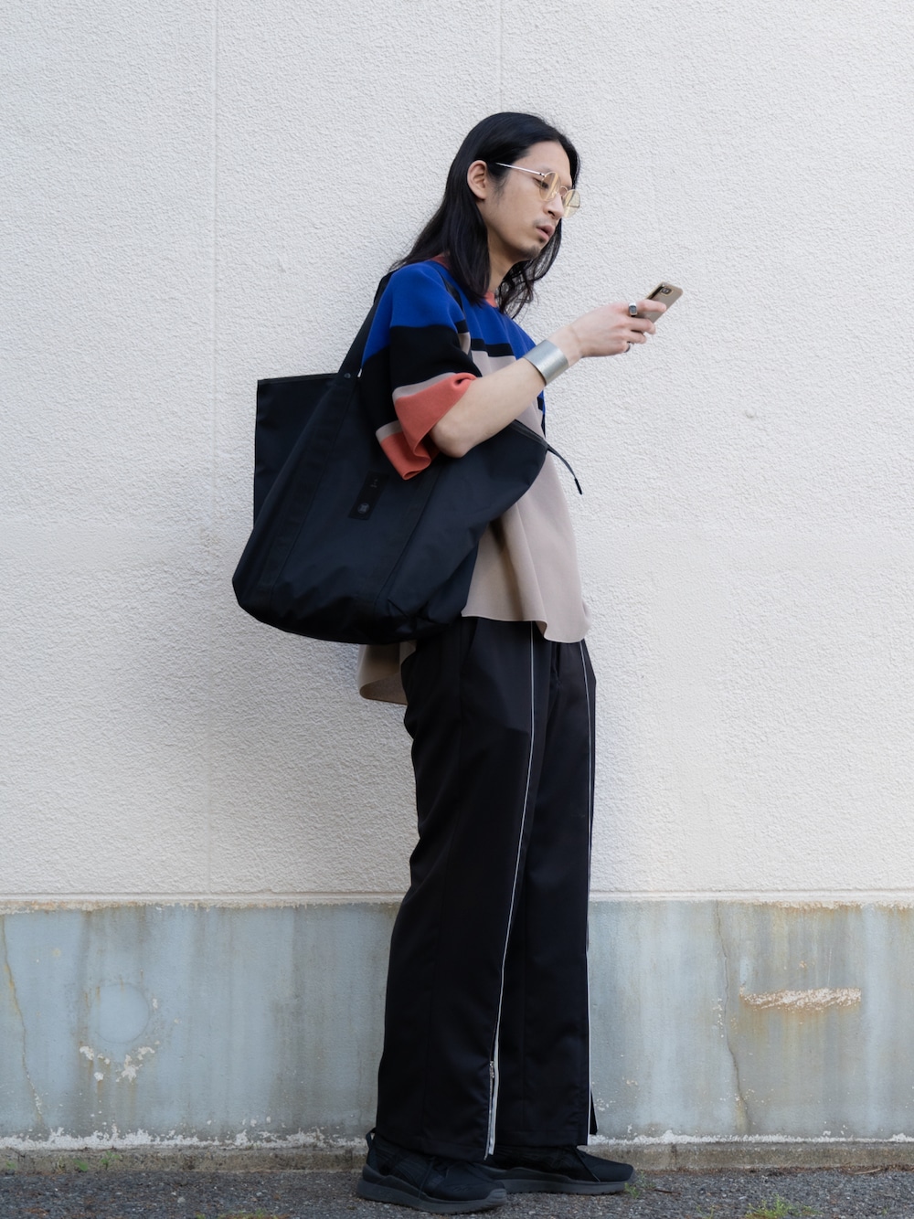 「高身長、高身長コーデ」｜「yorozuのアイテム（トートバッグ、ブラック系）」を使った、yuuma　matsuueさん（メンズ・190cm）の夏コーディネートの1枚目の写真
