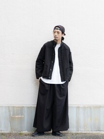 MITTANのノーカラージャケットを使った人気ファッション